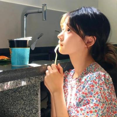 姐妹衰到爆
